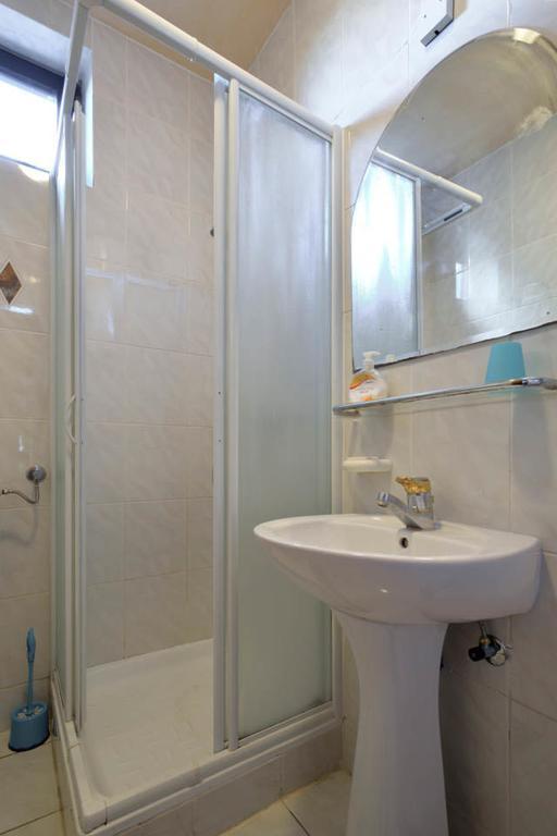 Apartments Rosemary Луція Екстер'єр фото