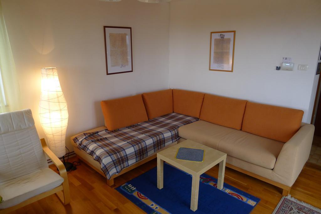 Apartments Rosemary Луція Екстер'єр фото